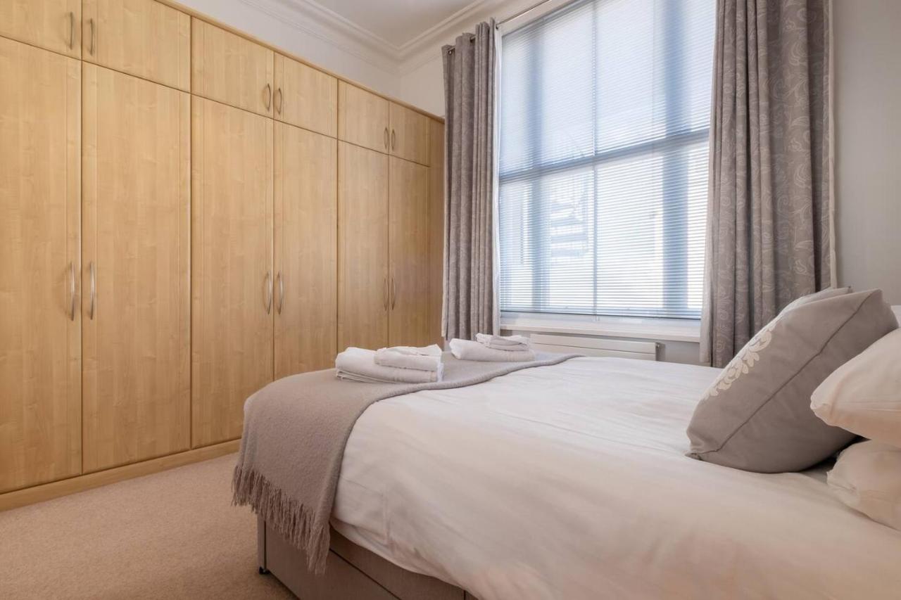 Spectacular Sea Views! Stylish Apt With Balcony Lägenhet Brighton Exteriör bild